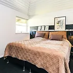 5 Person In Karrebæksminde