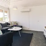 5 Person In Karrebæksminde