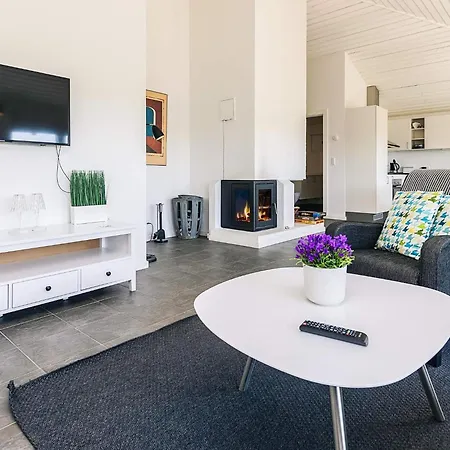 5 Person In * Karrebæksminde