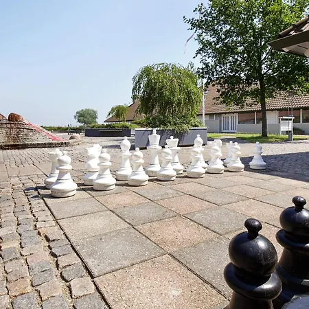 5 Person In * Karrebæksminde