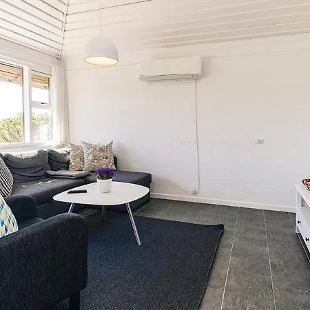 5 Person In Karrebæksminde