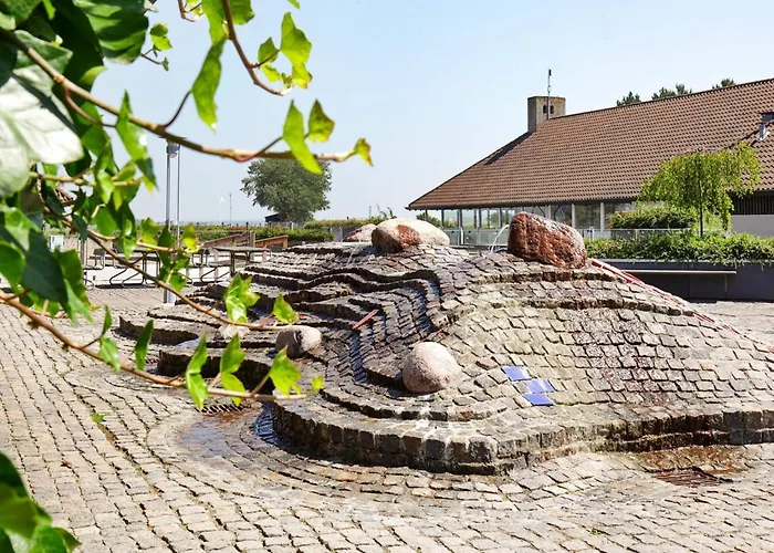 5 Person In Karrebæksminde